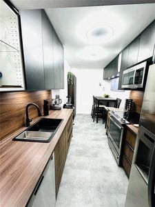 4400 Hillcrest Dr APT 805A, Hollywood, FL, 33021