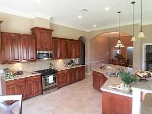 4th image of 1814 Lakeshore (pvt) Cir