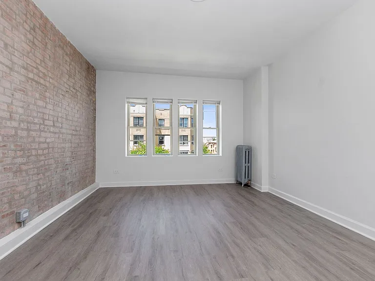 8201 S Paulina St — Photo 31