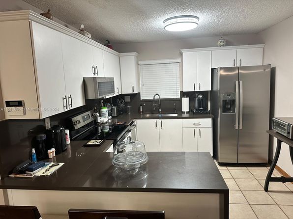 17937 SW 154th Ct, Miami, FL 33187