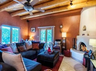 3112 Pueblo Sapawe, Santa Fe, NM 87507