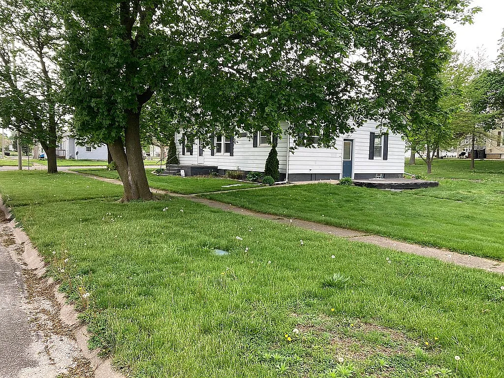 308 W Randolph St photo 1
