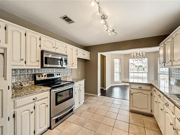 2nd image of 416 Kylie Ln