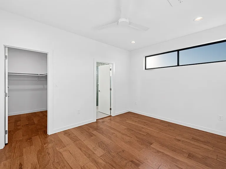 1915 Robbins Pl — Photo 24