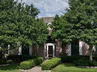 1104 Hawkhill Dr, Friendswood, TX 77546