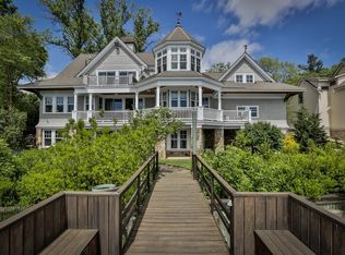 443 Main St, Amesbury, MA 01913