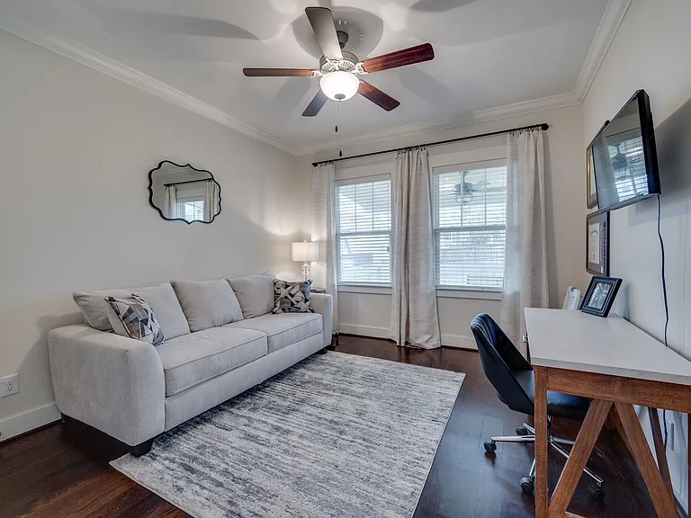 4704B Michigan Ave — Photo 51