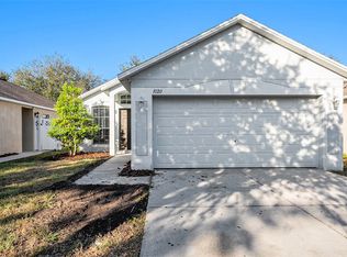 1020 Brenton Leaf Dr, Ruskin, FL 33570