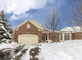 4395 Coyote Lakes Cir, Lake In The Hills, IL 60156