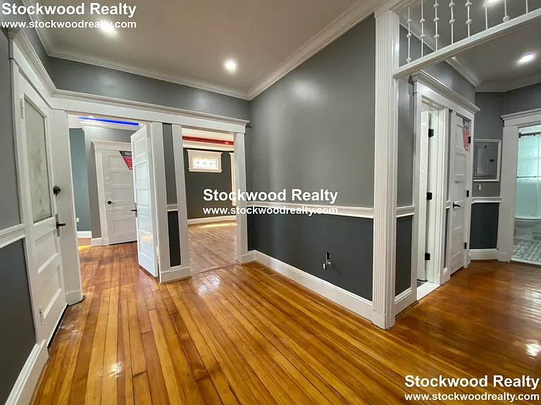 25 Hinckley St #3 — Photo 14