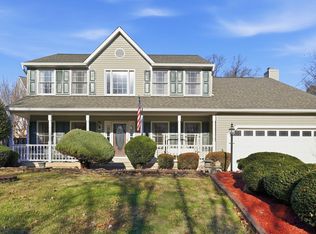 4 Spring Lake Dr, Stafford, VA 22556