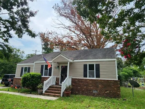 127 Banneker Dr, Williamsburg, VA 23185