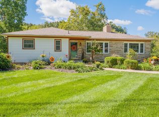 19 Pomeroy Rd, Athens, OH 45701