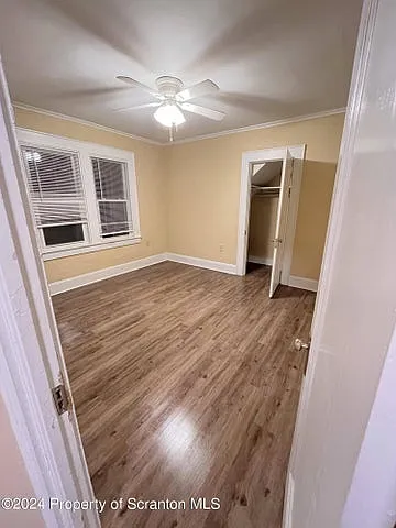 1614 Linden St #1 — Photo 11