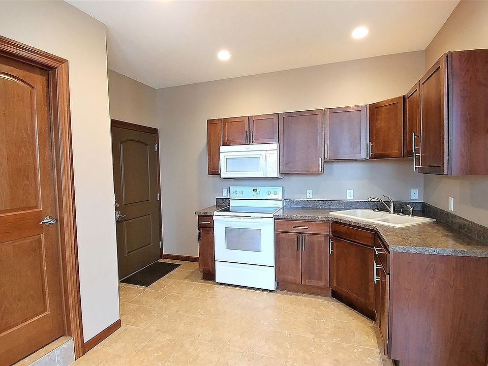 eld105 105 S Brown St Pierce, NE Zillow