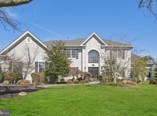 35 Walker Dr, Princeton, NJ 08540