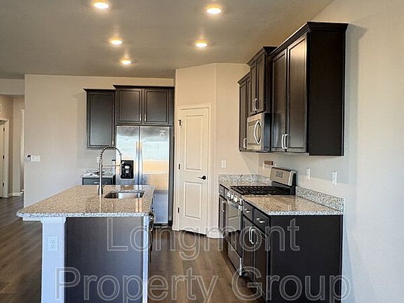 4th image of 2115 Dexter St