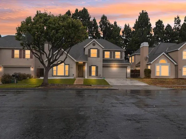 1935 Princeton Ct, Salinas, CA 93906