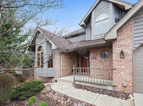 2nd image of 16432 S Cypress Cir