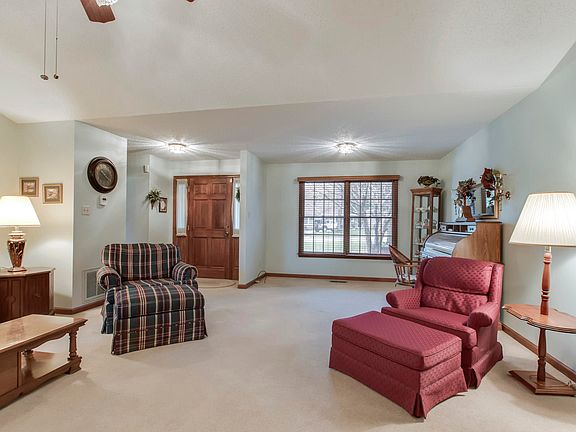4th image of 3520 Greywolfe Dr