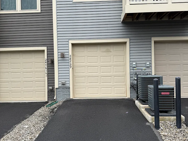 24759 Monk Meadows Ter — Photo 44