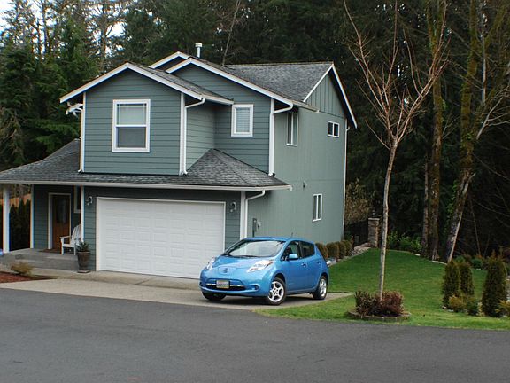 2nd image of 826 Mystery Ln