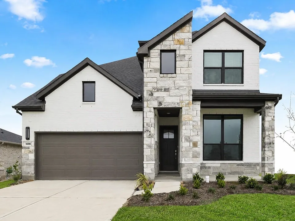 18206 Sonresa Way