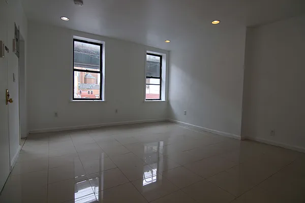 Rented by Target Realty Group | media 3