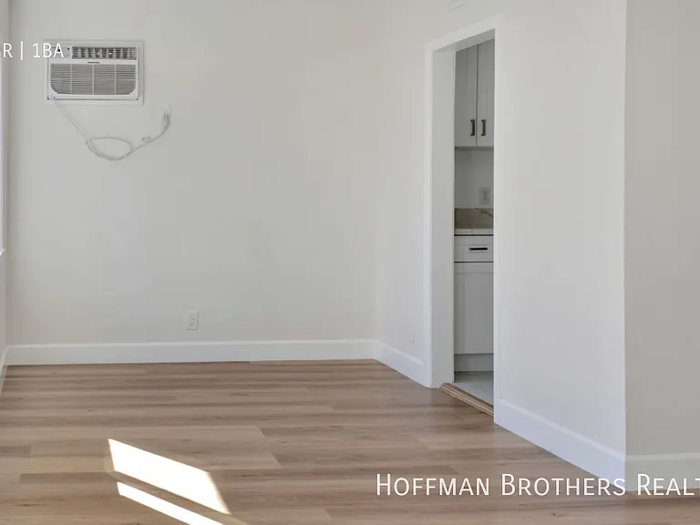1417 S Holt Ave #7 — Photo 11
