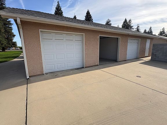 2nd image of 376 W Sierra Ave Unit B