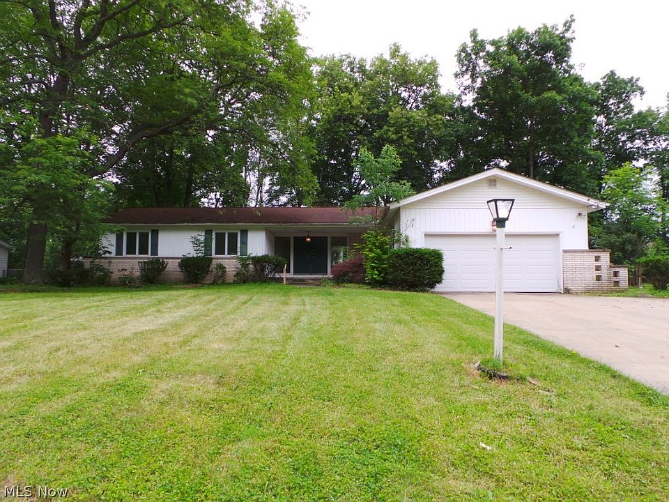 1st image of 18647 Evergreen Dr