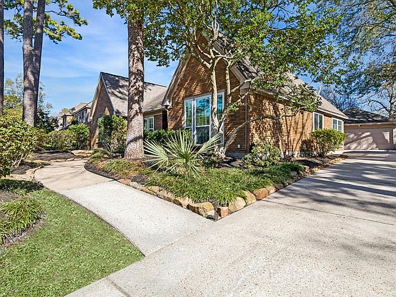 2nd image of 3206 Woodland View Drive
