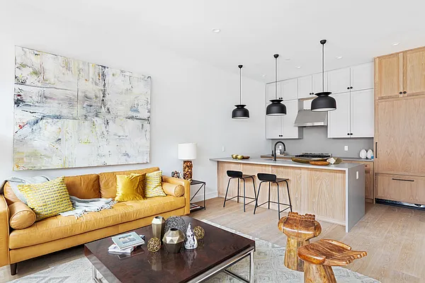 Rented by Compass | media 18