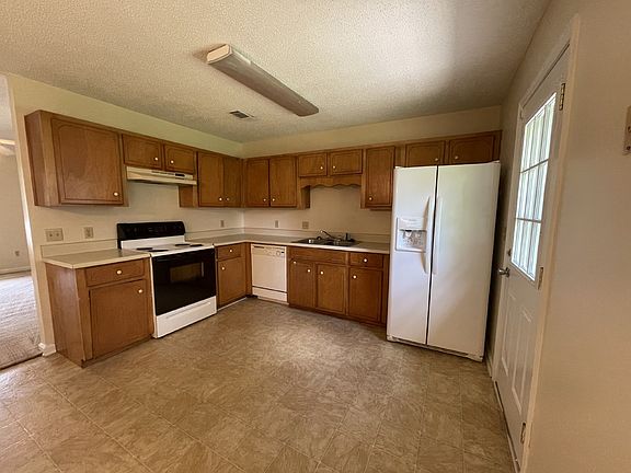 5th image of 1454 Sheridan Point