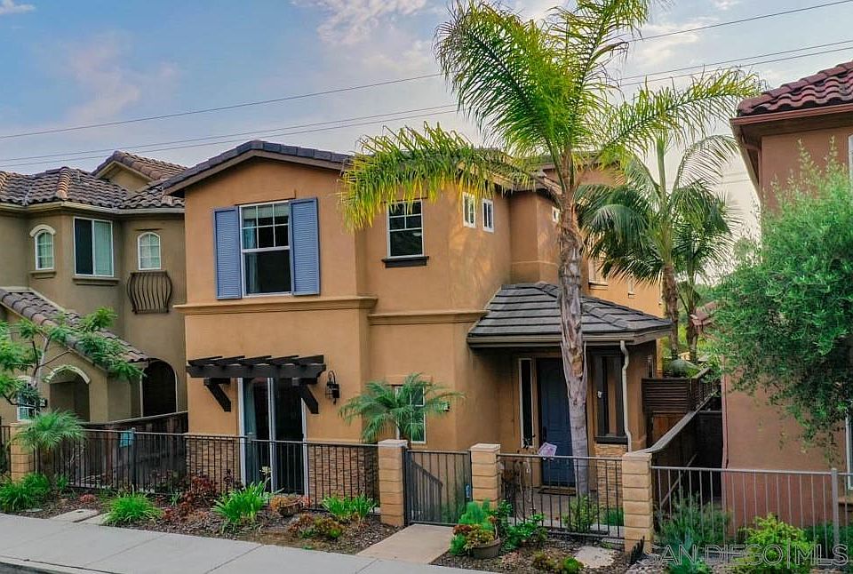 1st image of 517 N Cedros Ave