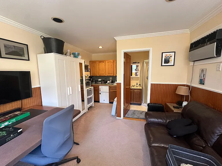 2111 Oakley Avenue Alameda De Lks #A — Photo 3