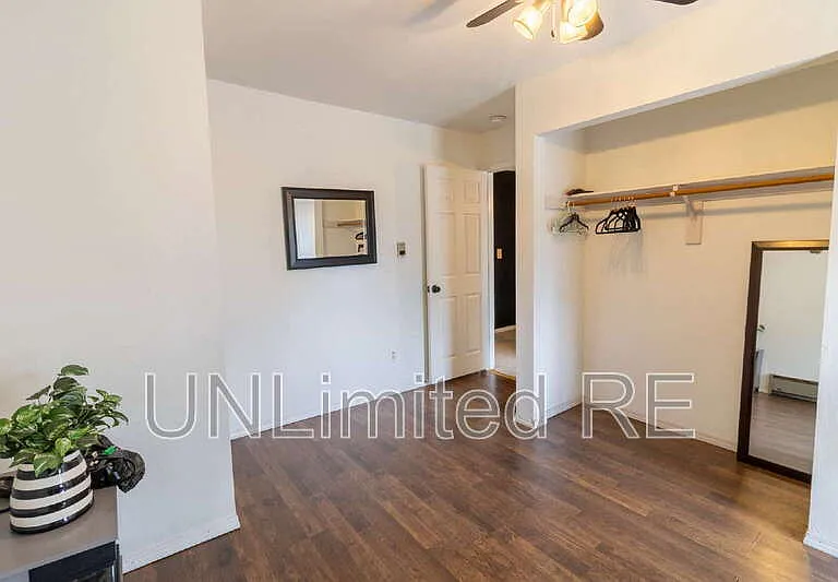 3565 N Manor Rd — Photo 13