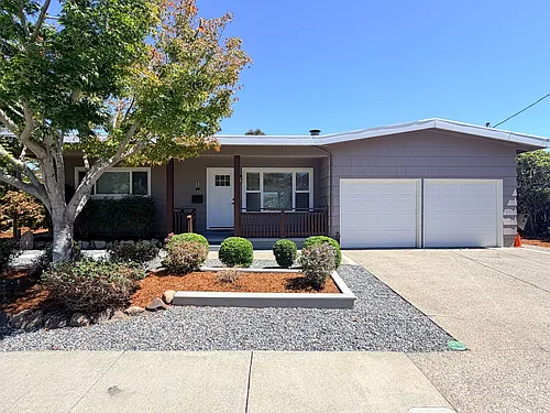 11 Birch Ave Photo 1