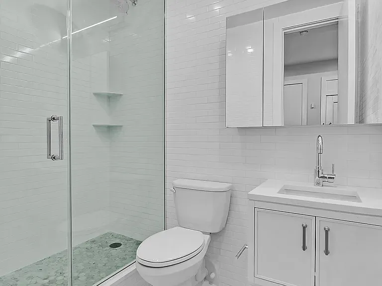 124 E 27th St #2A — Photo 8