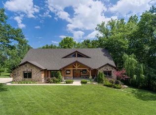 5231 Studer Ln, Saint Louis, MO 63128