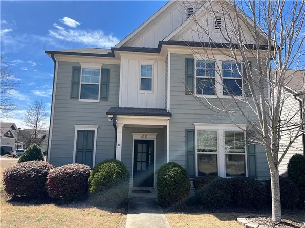6030 Yacht Way, Flowery Branch, GA 30542