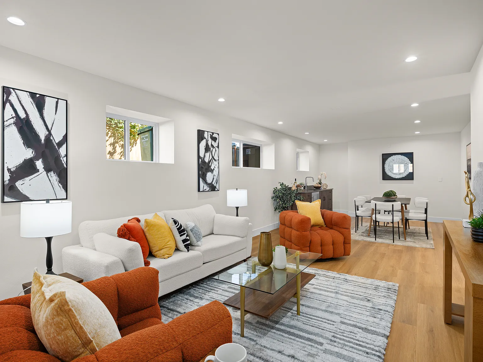 2 bed, 900 sqft, $2,250 — Photo 1