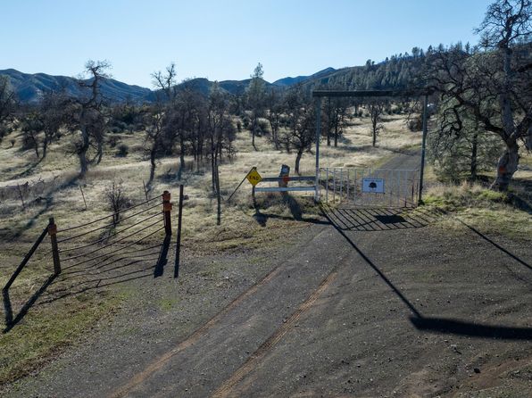 Ball Rd, Platina, CA 96076