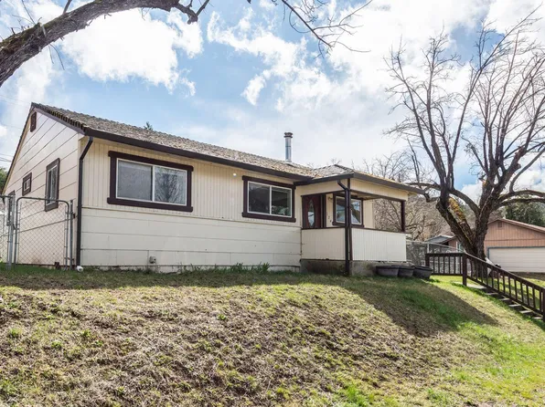 174 1st Ave, Lewiston, CA 96052