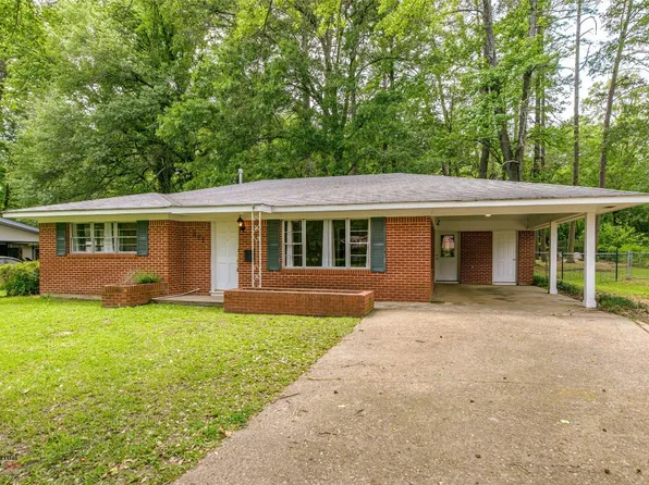 521 S Cypress St, Vivian, LA 71082