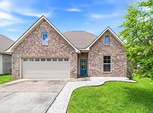 4792 Viola Farms Dr, Addis, LA 70710
