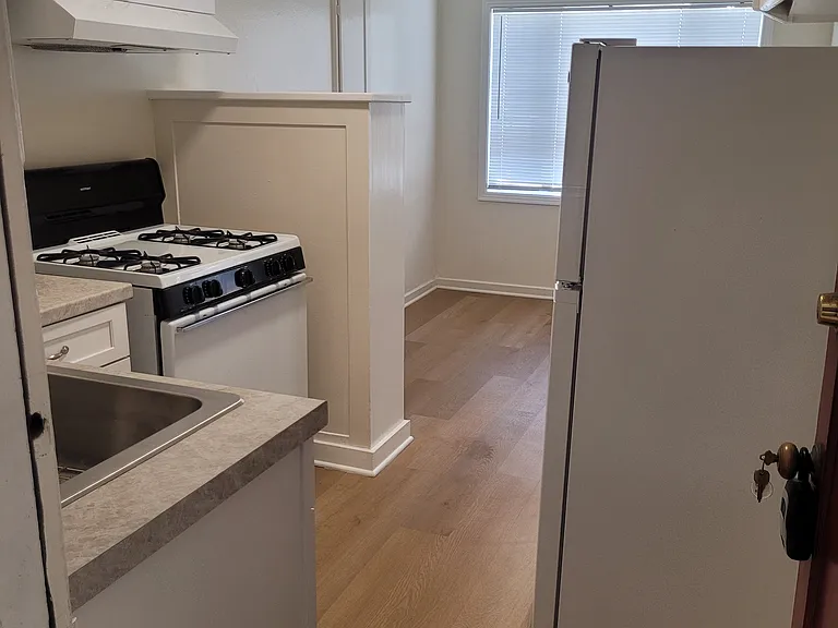491 Taylor Ave #2 — Photo 14