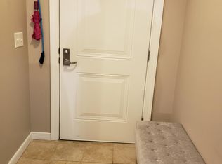 221 Vine St APT 207, Columbus, OH 43215