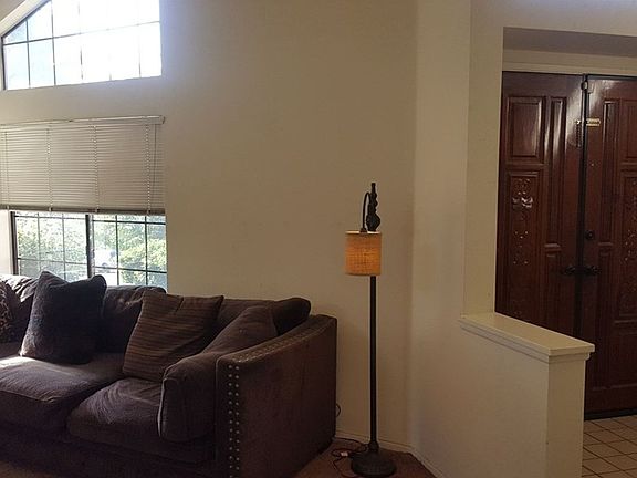 5th image of 24773 Plumtree Ct