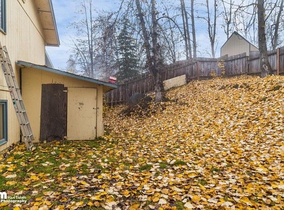 4th image of 17406 Meadow Creek Dr